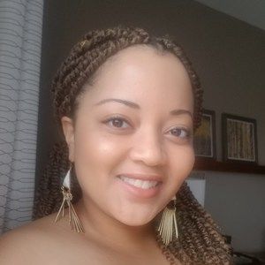 Meet your Posher, Staci